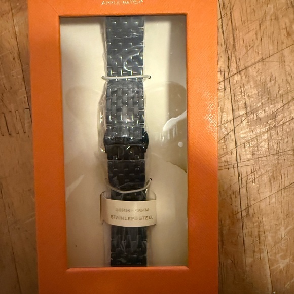 Tory Burch The Eleanor 18mm Apple watch strap bracelet watchband. - Picture 4 of 6